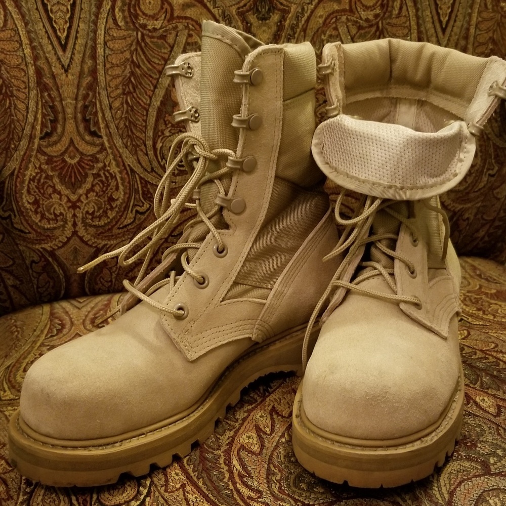 Official Serve Boots